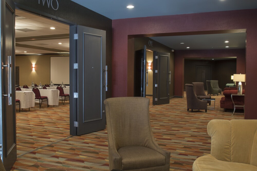 Hotel Preston - photo 36