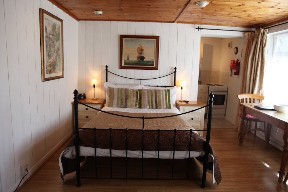 Sheephouse Manor — Maidenhead