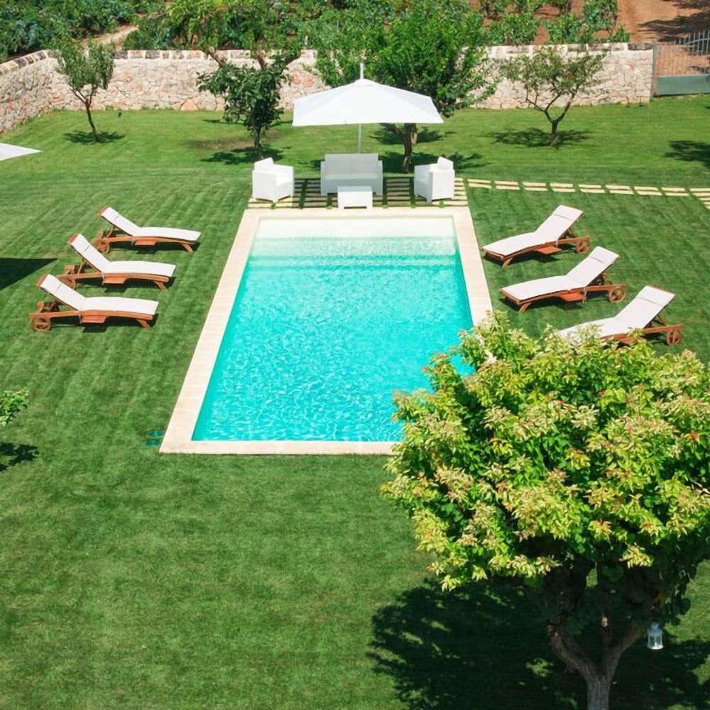 Dimora del Duca Masseria B&B — 4-Star Luxury Hotel in Monteroni Di Lecce, Italy