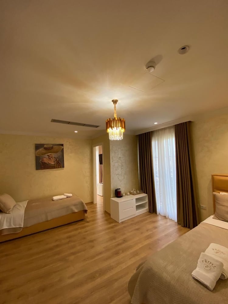 Hotel Eiffel — Kashar — photo 4
