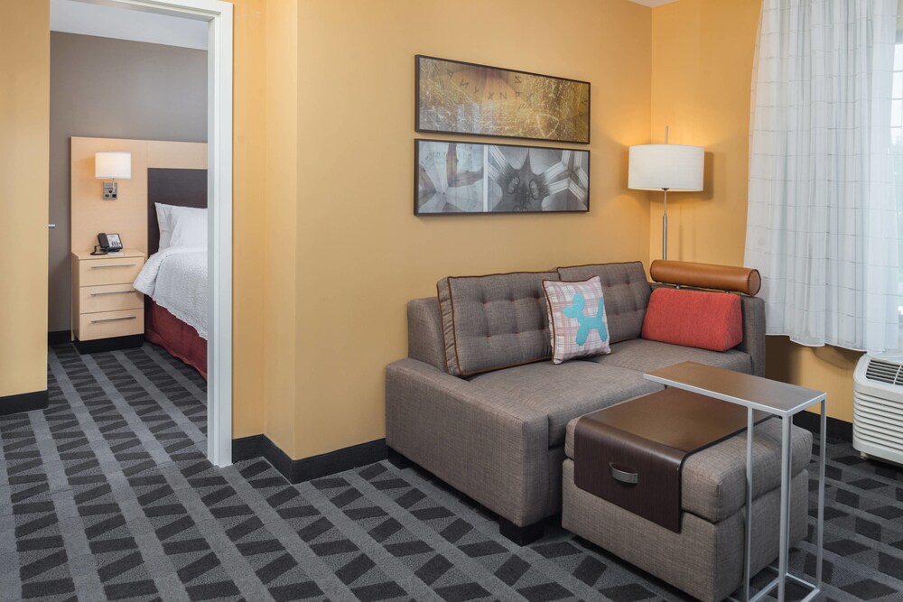 TownePlace Suites by Marriott New Hartford - photo 25