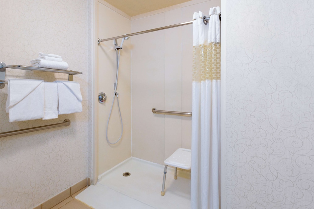 Hampton Inn San Marcos CA - photo 19