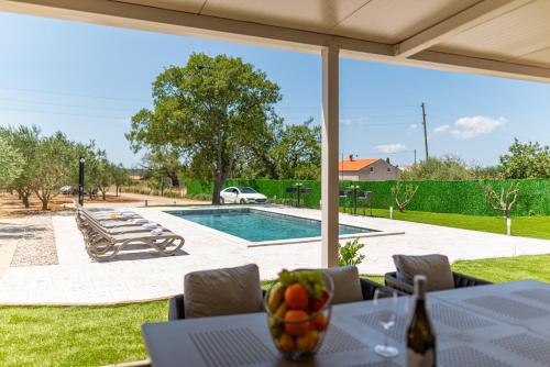 Villa New Life Zadar — 4-Star Luxury Hotel in Sukosan, Croatia