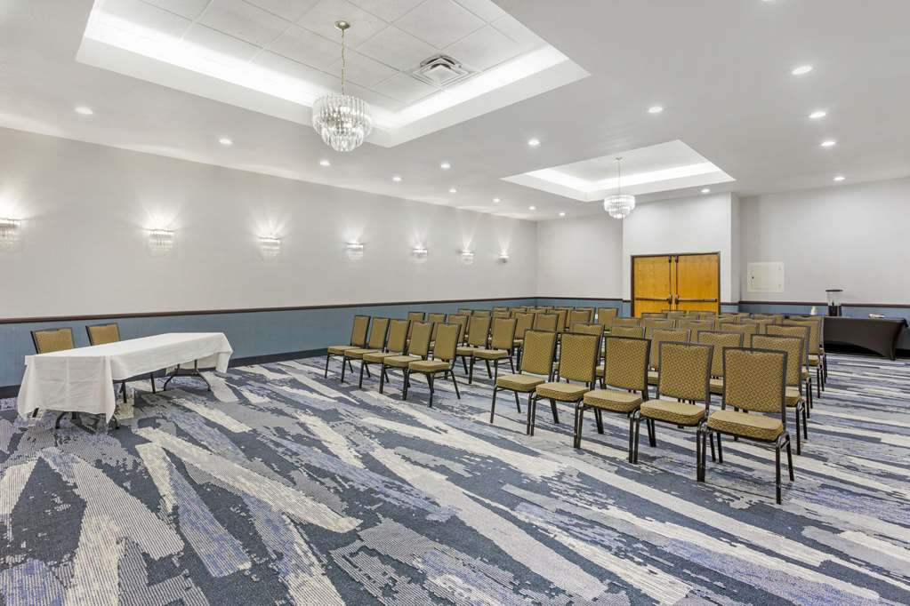Comfort Suites Ogden Conference Center - photo 49