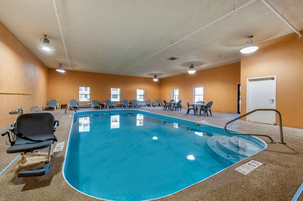 Comfort Inn & Suites Cincinnati Eastgate - photo 33