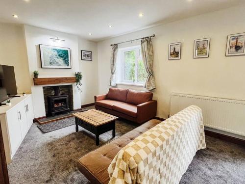 Three bedroom village home near Grimsby and Cleethorpes — 4-Star Luxury Hotel in Waltham, United Kingdom