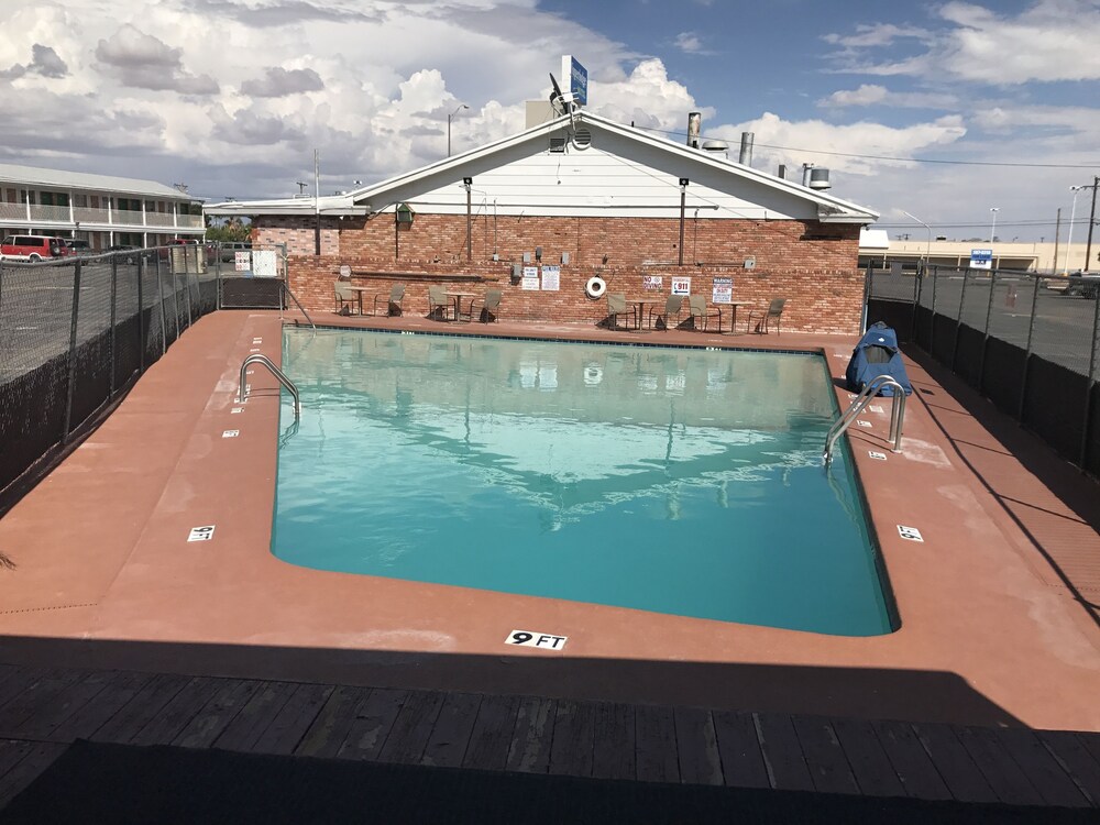 SuperLodge Motel - photo 37