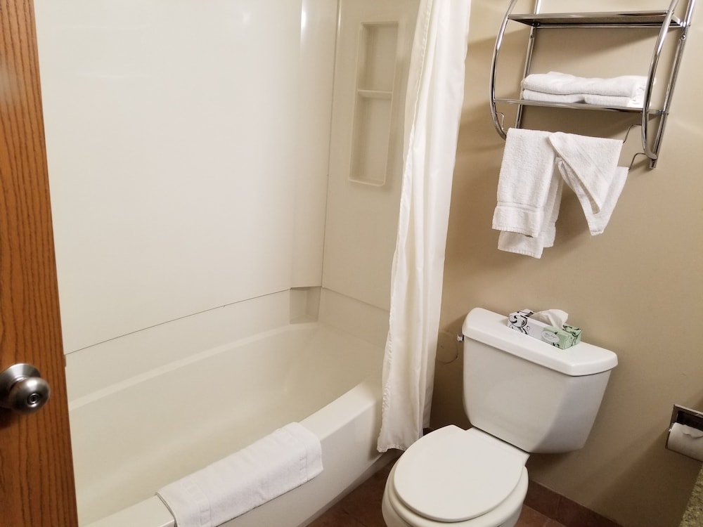 Prairie Inn - photo 18