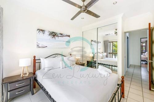 Zen by the Coast: 2 BR Cozy Retreat Near Uni Shops — 4-Star Luxury Hotel in Casuarina, Australia