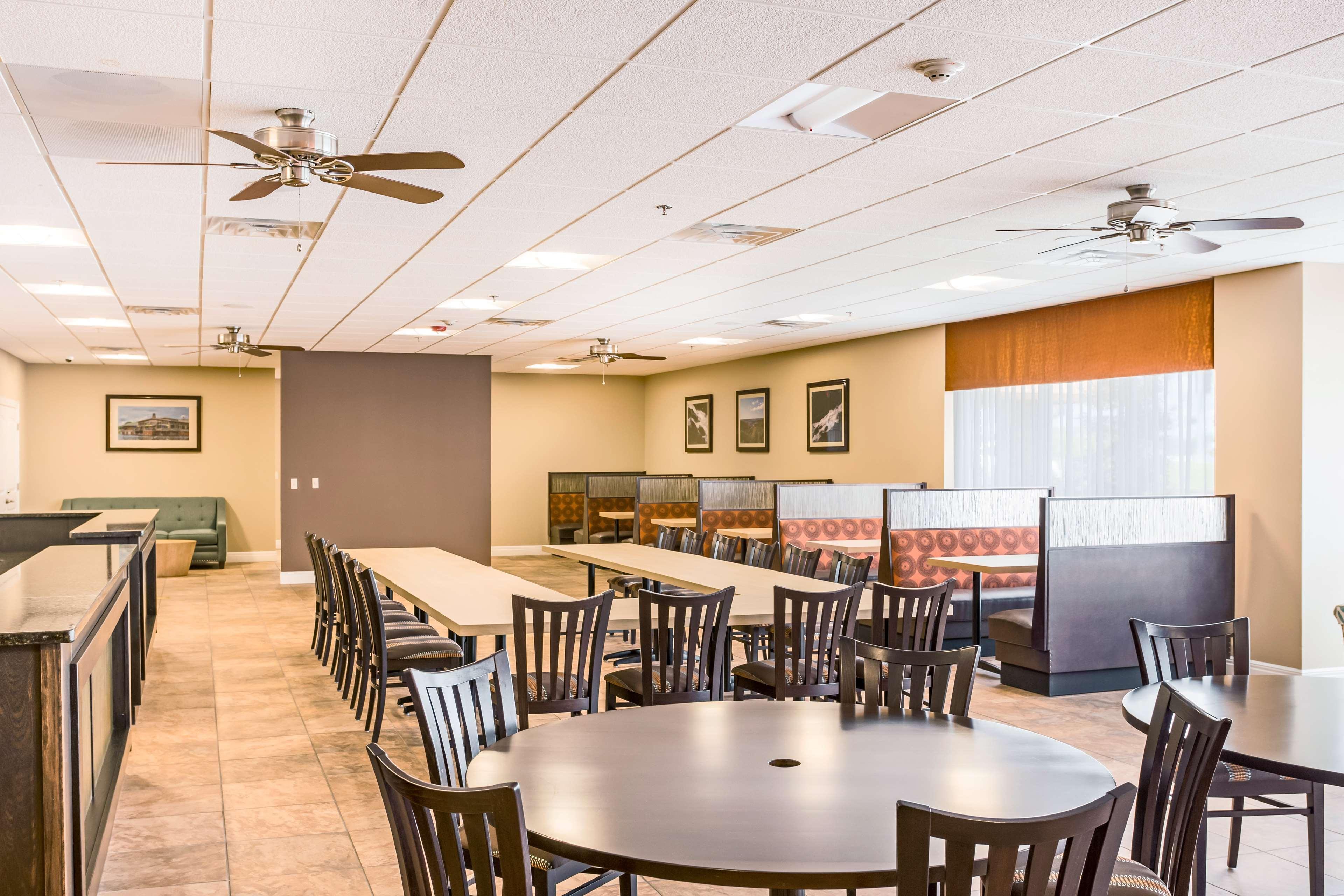 Red Lion Inn & Suites Branson - photo 6