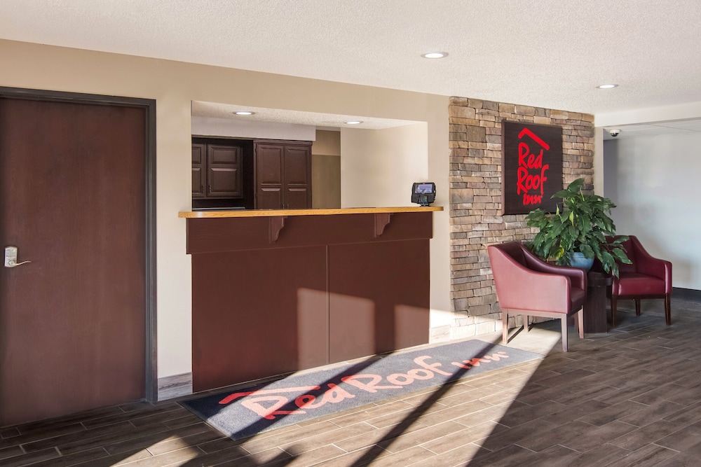 Red Roof Inn Greensburg - photo 6