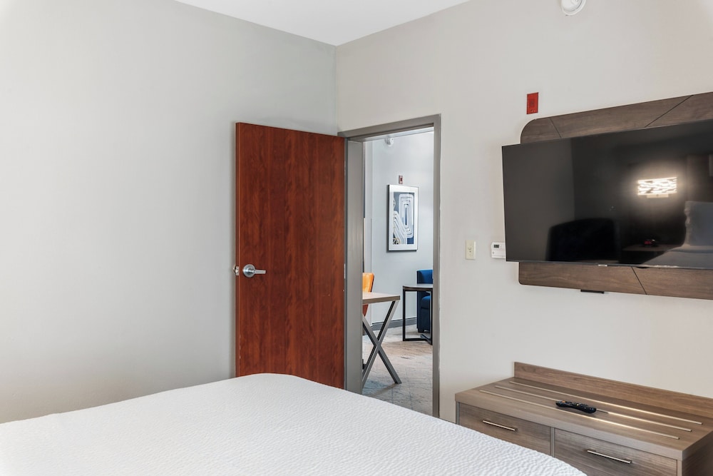 Holiday Inn Express & Suites Maumelle Little Rock NW by IHG - photo 15