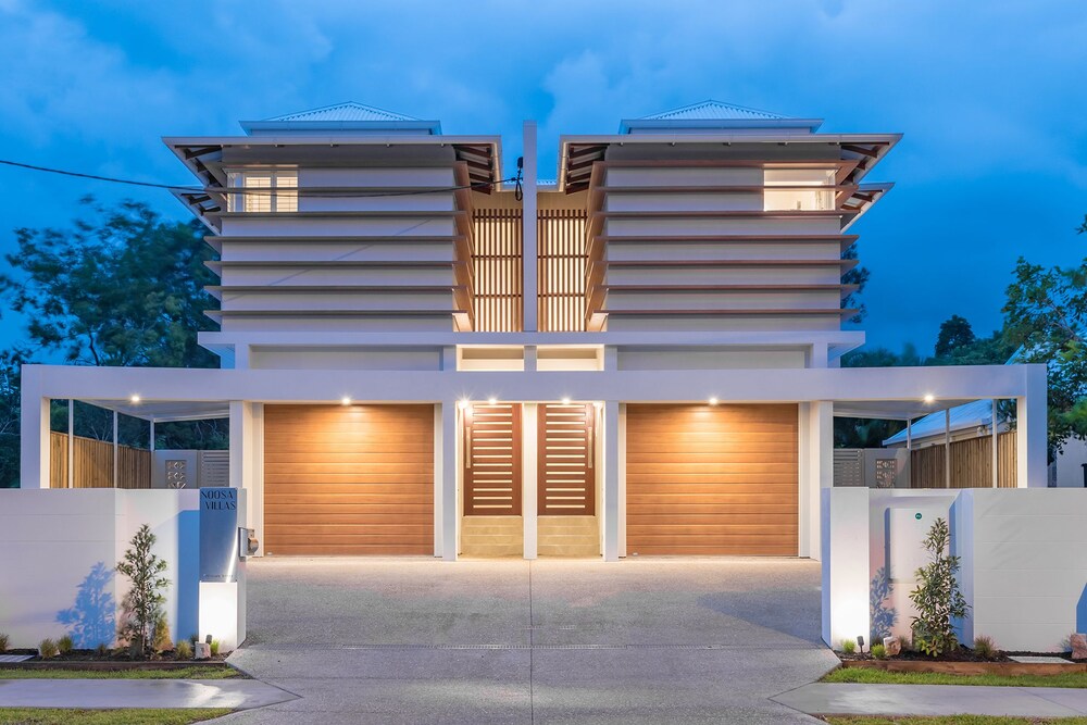 Noosa Villas — 4-Star Luxury Hotel in Noosaville, Australia