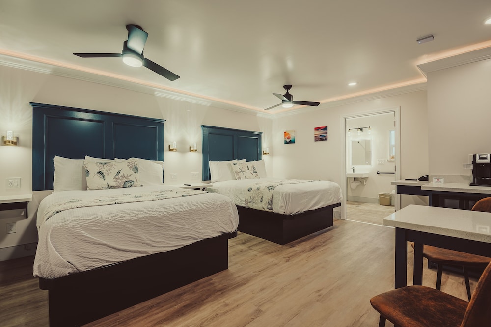 Blufftop Inn & Suites - photo 30