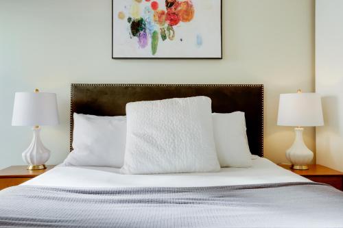 DuPont Place Boutique Inn - photo 77