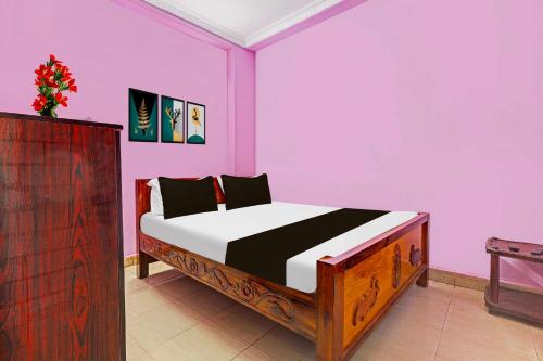 Collection O Clock Centre Chirala - carbon neutral hotel in Nellore