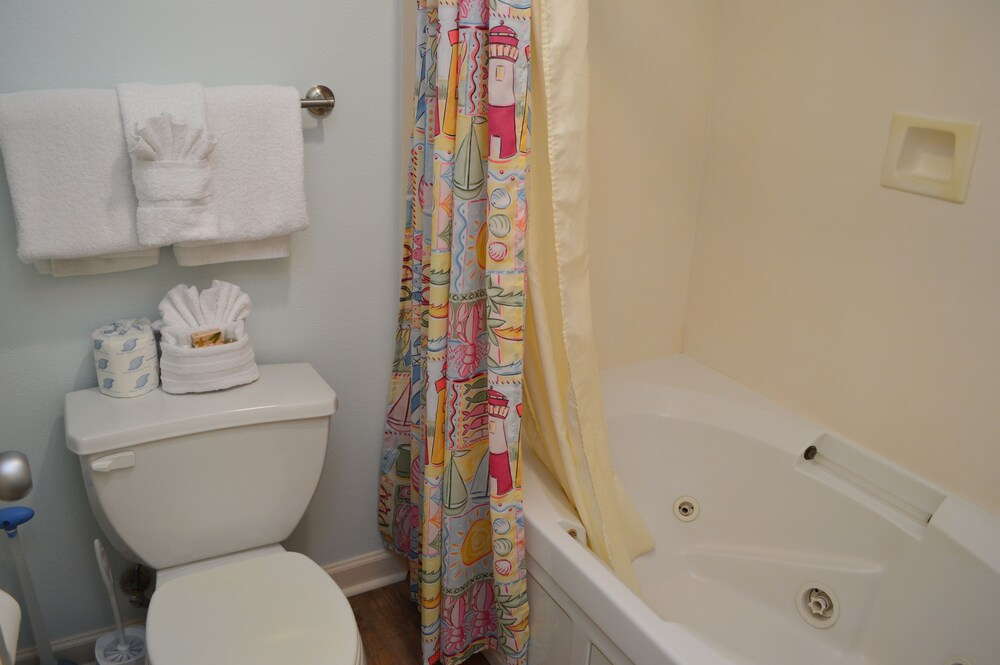Pelican Beach Resort - photo 36