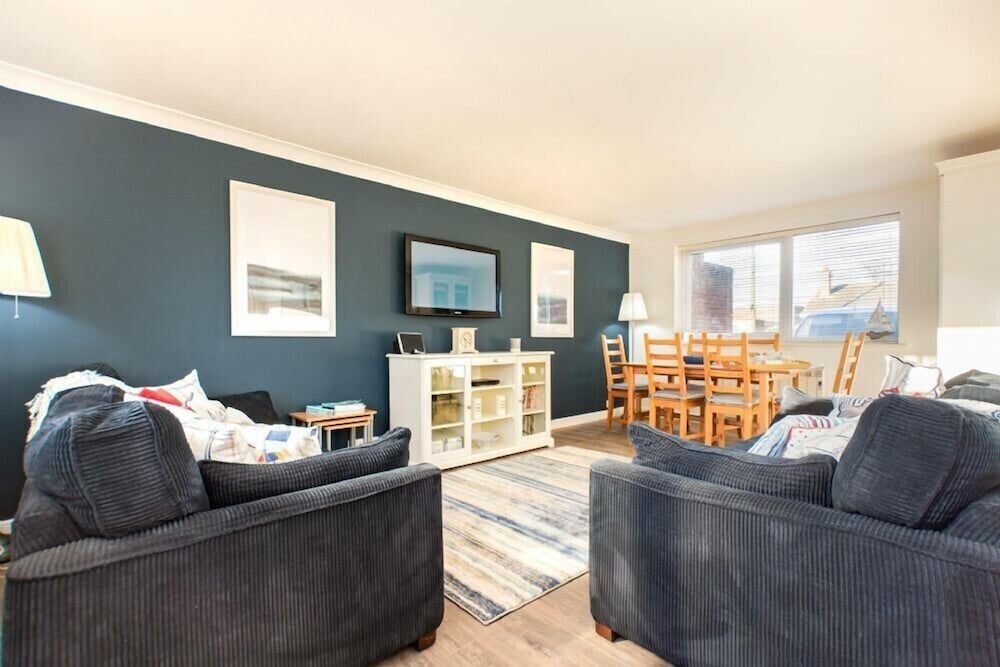 Stones Throw - carbon neutral hotel in Beadnell