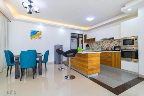 Serenity Suites Apartment With Private Parking Space Modern Equipped Gym Swimming Pool And A Relaxing Rooftop With Unbeatable City Views