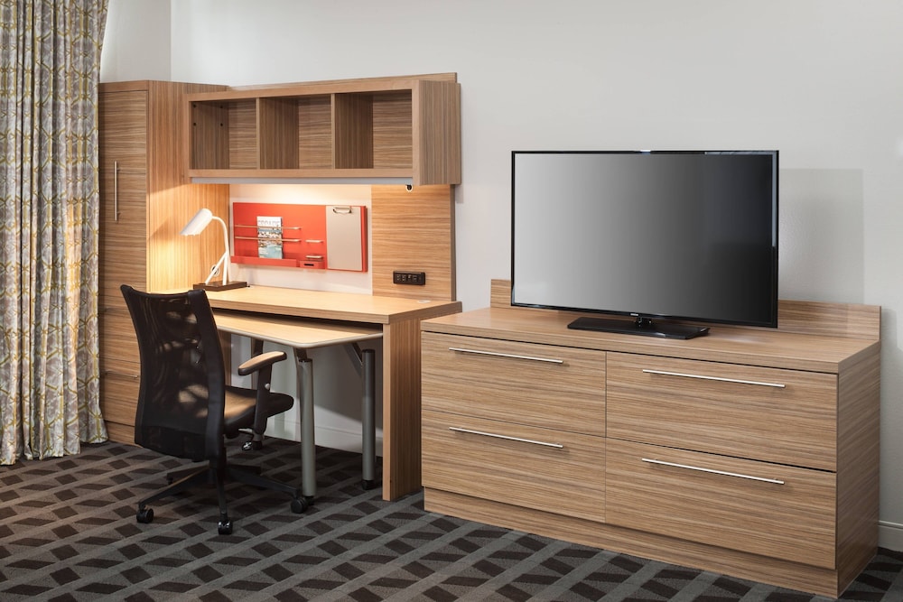TownePlace Suites by Marriott Orlando at SeaWorld - photo 14