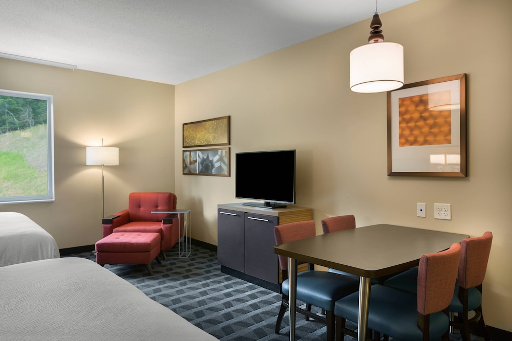 TownePlace Suites by Marriott Boone - photo 10