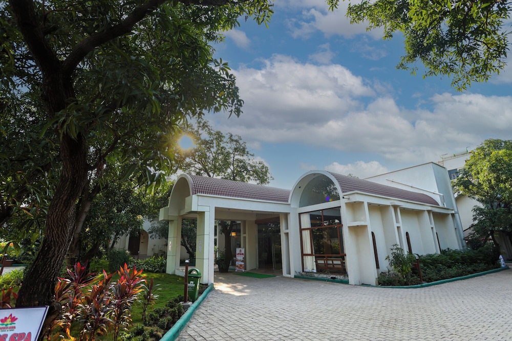 Le Casa Lion Resort A Premium Resort In Sasan Gir in Veraval, India