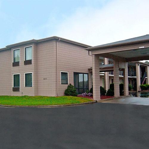 Yorkshire Inn Charlotte - photo 4