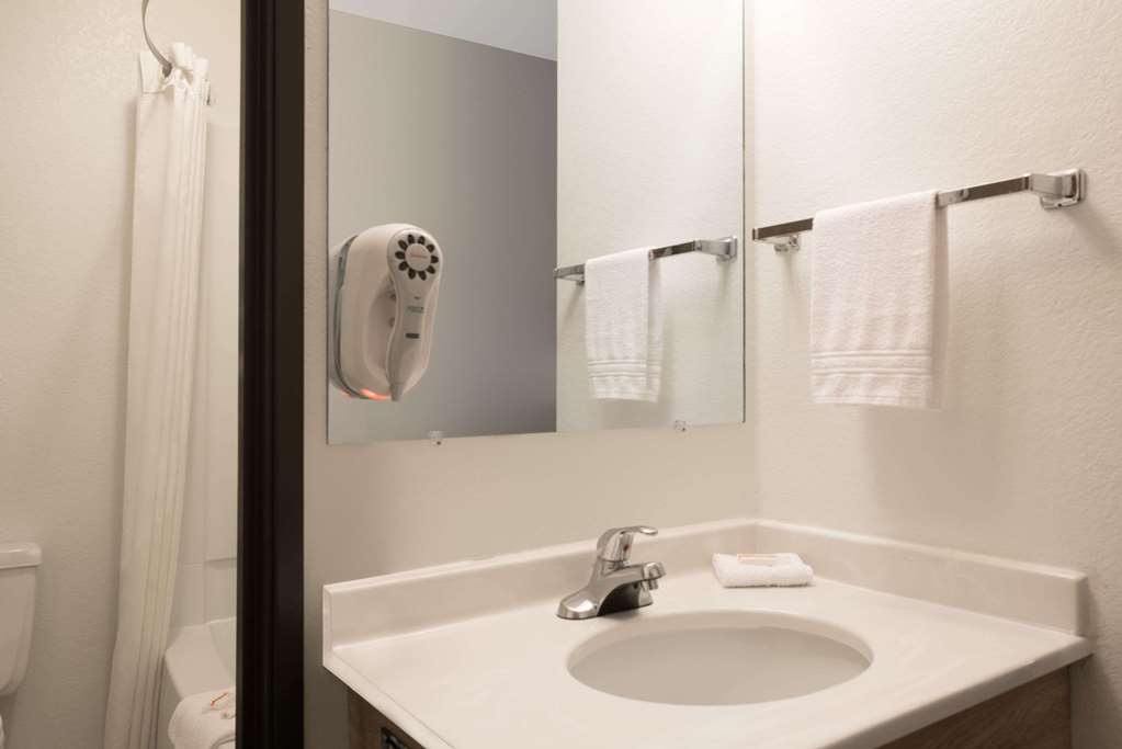 Super 8 by Wyndham Billings - photo 14