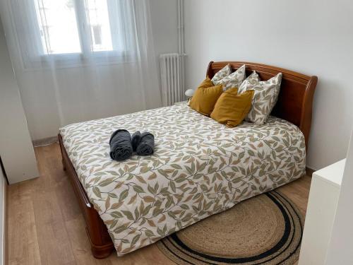 H’nkou in Amiens, France