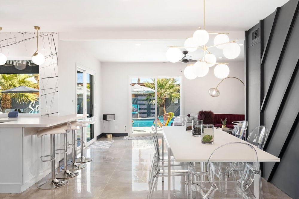 The Llama House by Avantstay Featured on Hgtv Resort Style Pool & Spa Permit#4277 - photo 22