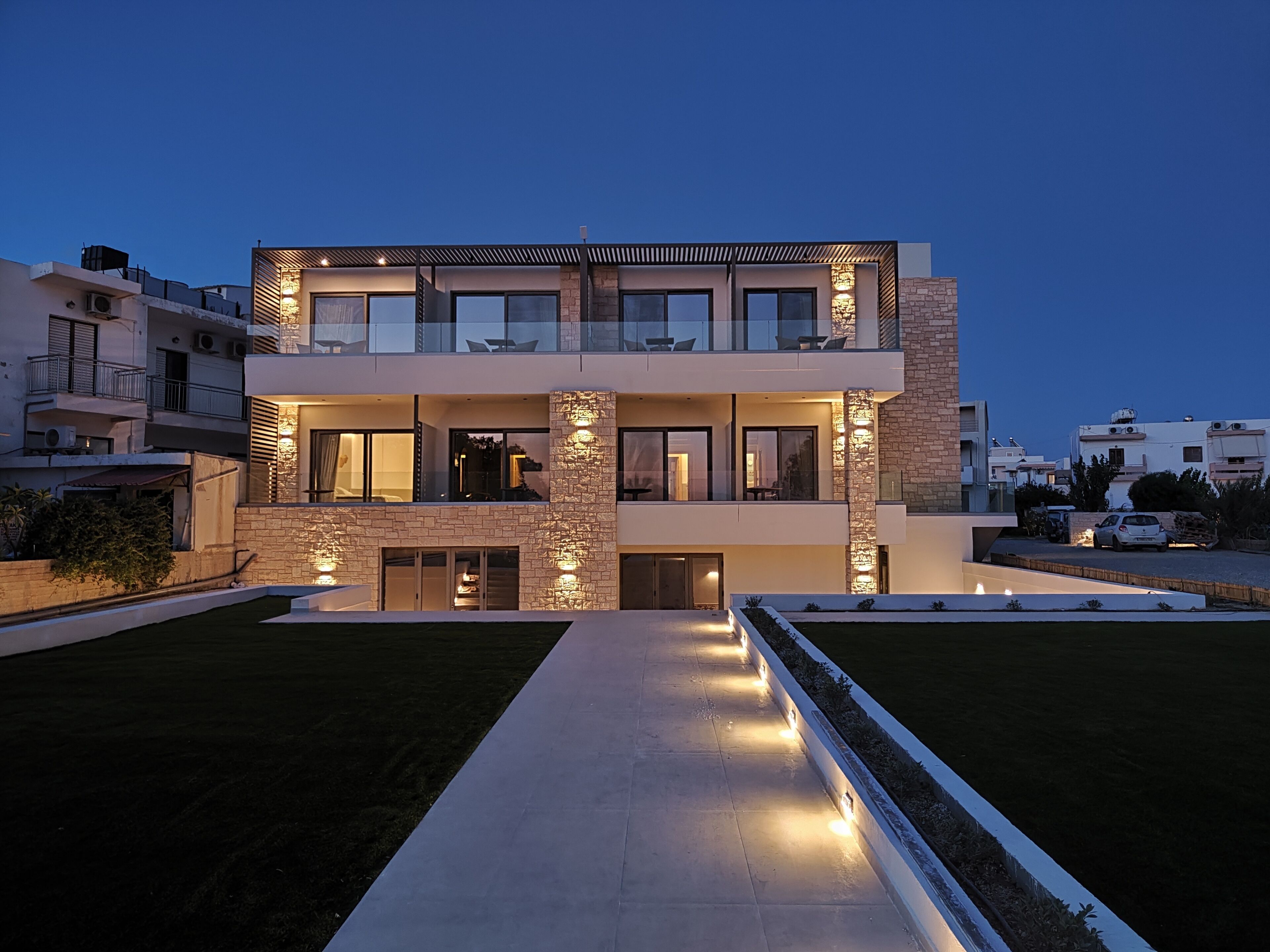Ostria Rooms — 4-Star Luxury Hotel in Palaiochora, Greece