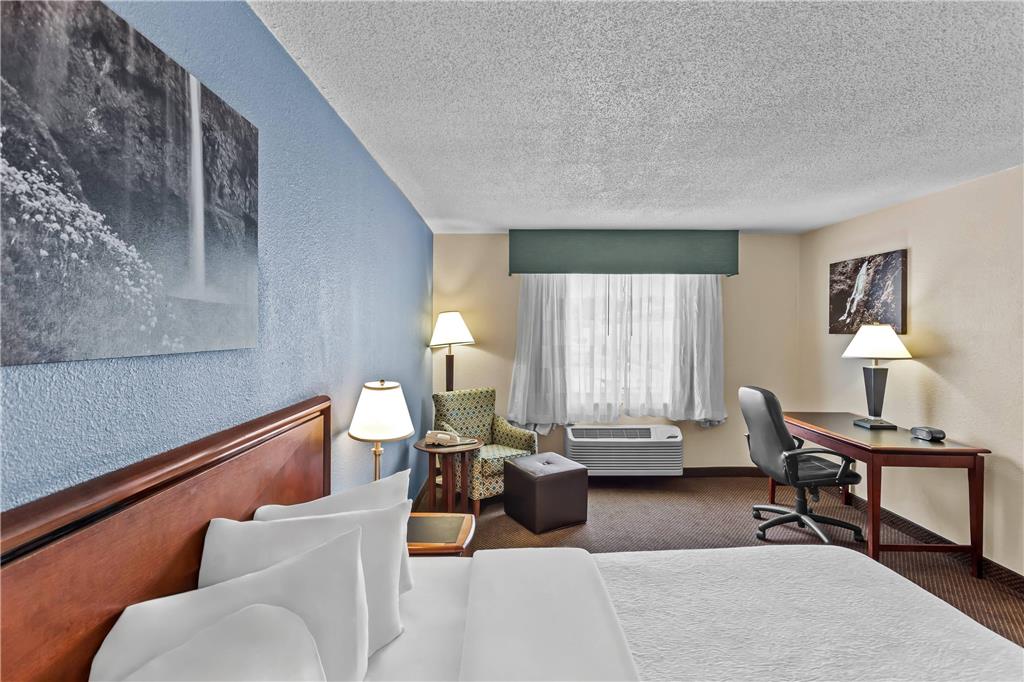 Rodeway Inn Barboursville WV - photo 8