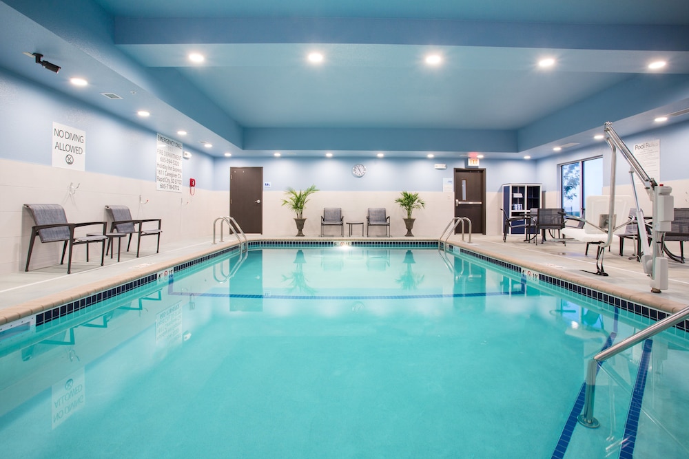 Holiday Inn Express & Suites Rapid City Rushmore South by IHG - photo 27