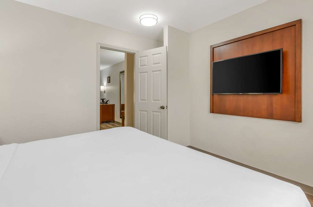 Comfort Inn Wytheville Fort Chiswell - photo 27