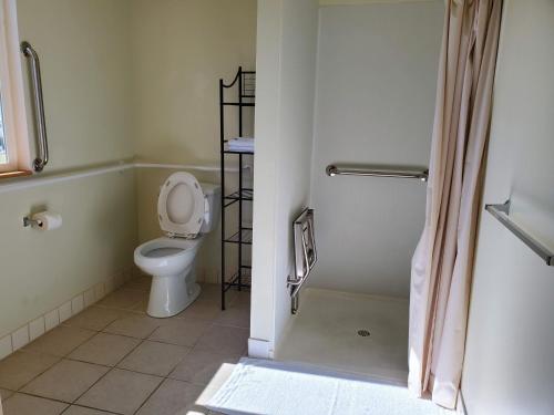Driftwood Motel - photo 13