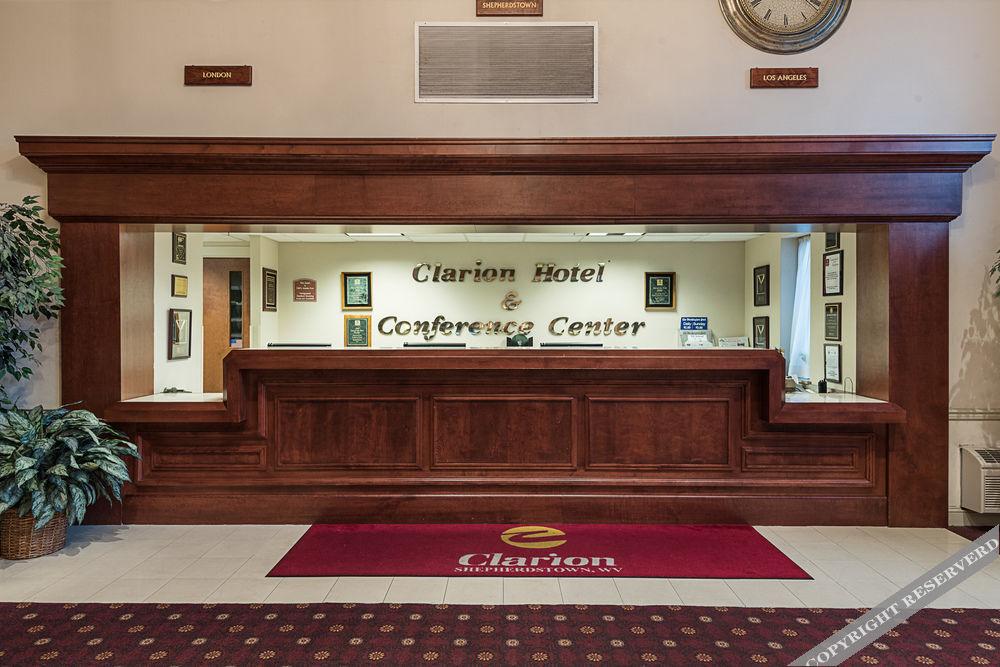 Clarion Hotel & Conference Center - photo 10