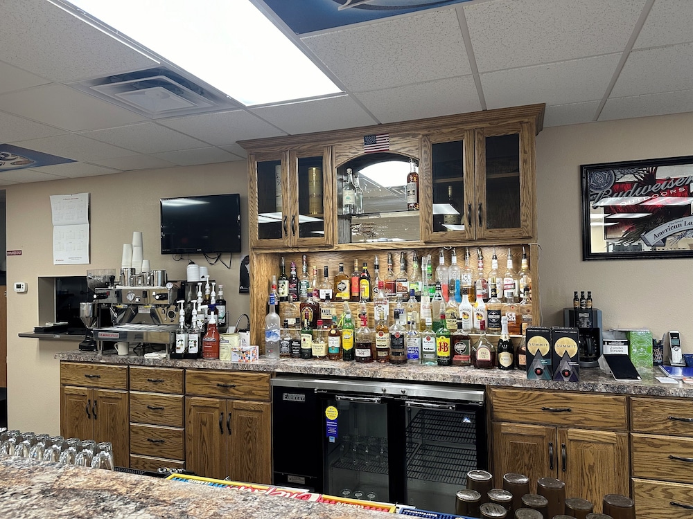 Selby Motel - photo 35