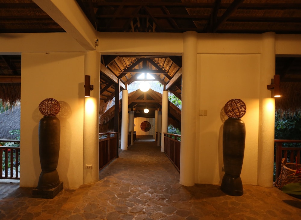 Amun Ini Beach Resort & Spa — Anda — photo 2