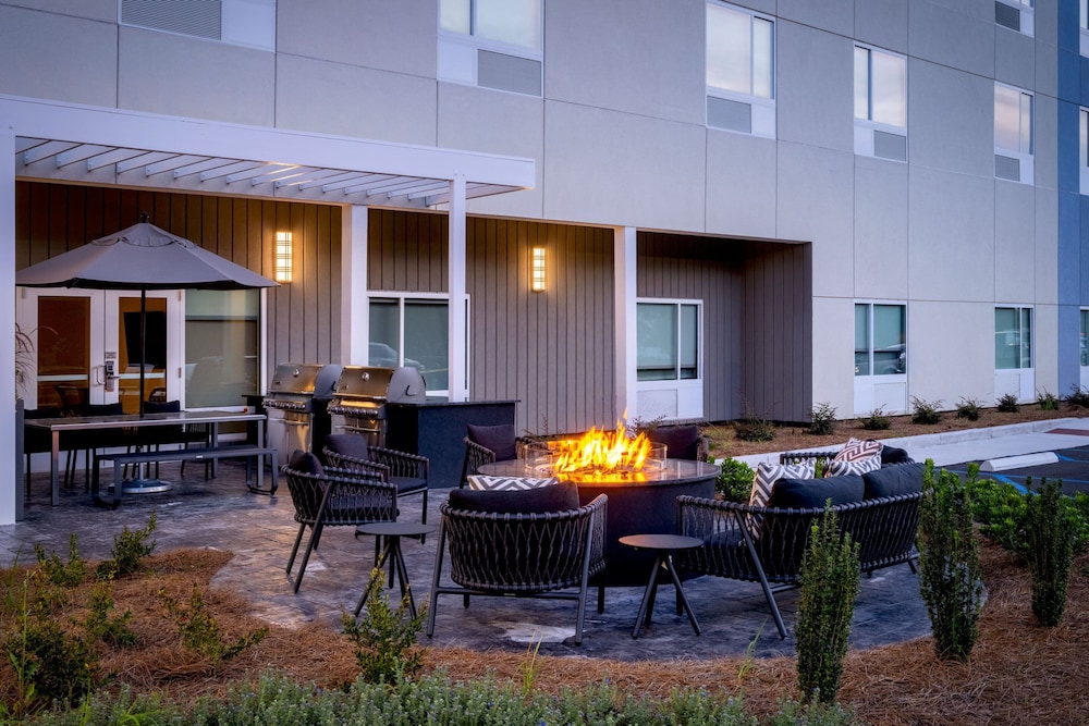 TownePlace Suites by Marriott Brunswick - photo 26