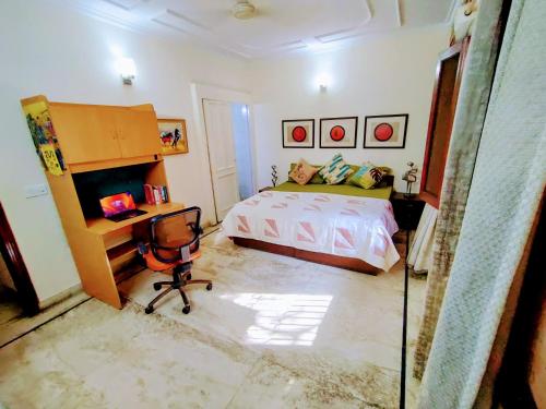 Stay nearby Lutyen’s Delhi just 15min from Connaught Place