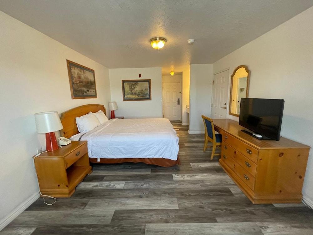 Quality Inn Carlin - photo 18