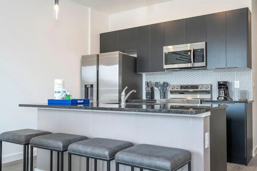 8761 ZD Elegant 3BR Villa in The Hub Resort Comfort Style and Luxury for Your Perfect Getaway - photo 25