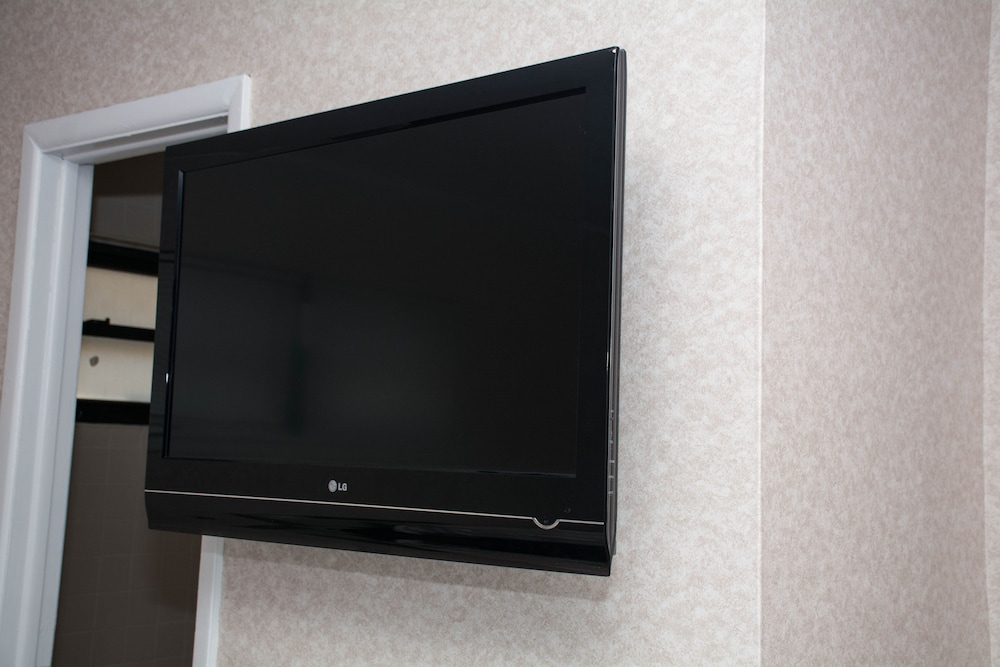 Atlantic Inn & Suites - photo 25