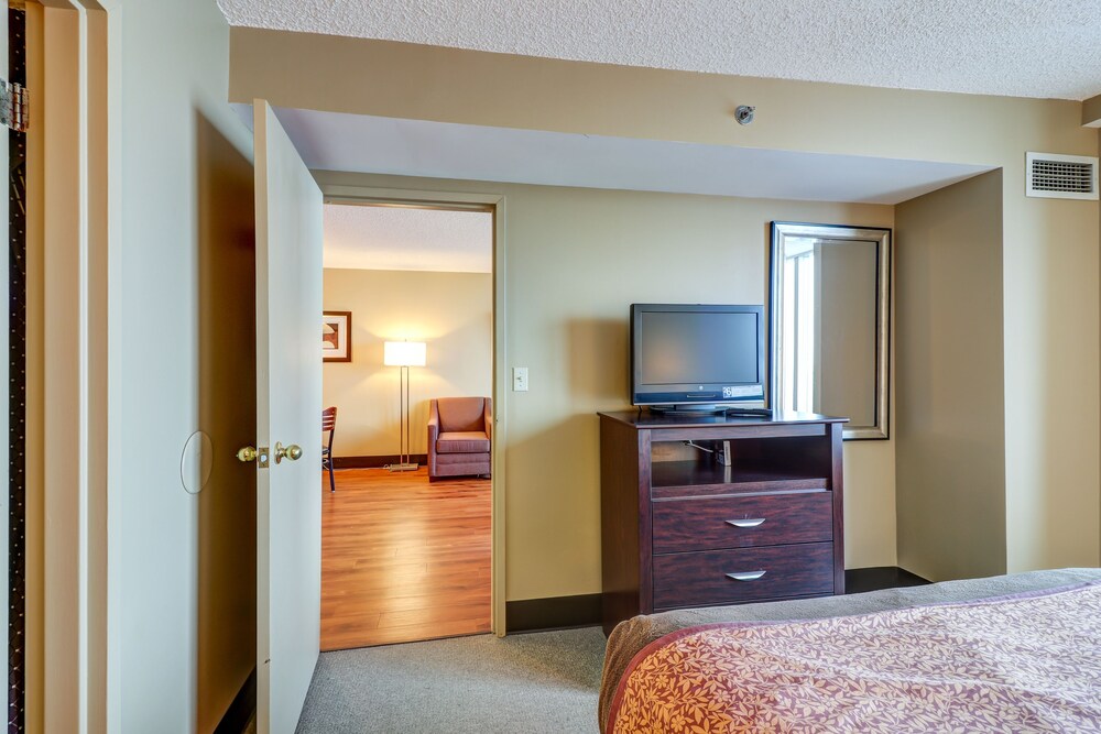 Atlantic Palace Suites - photo 17