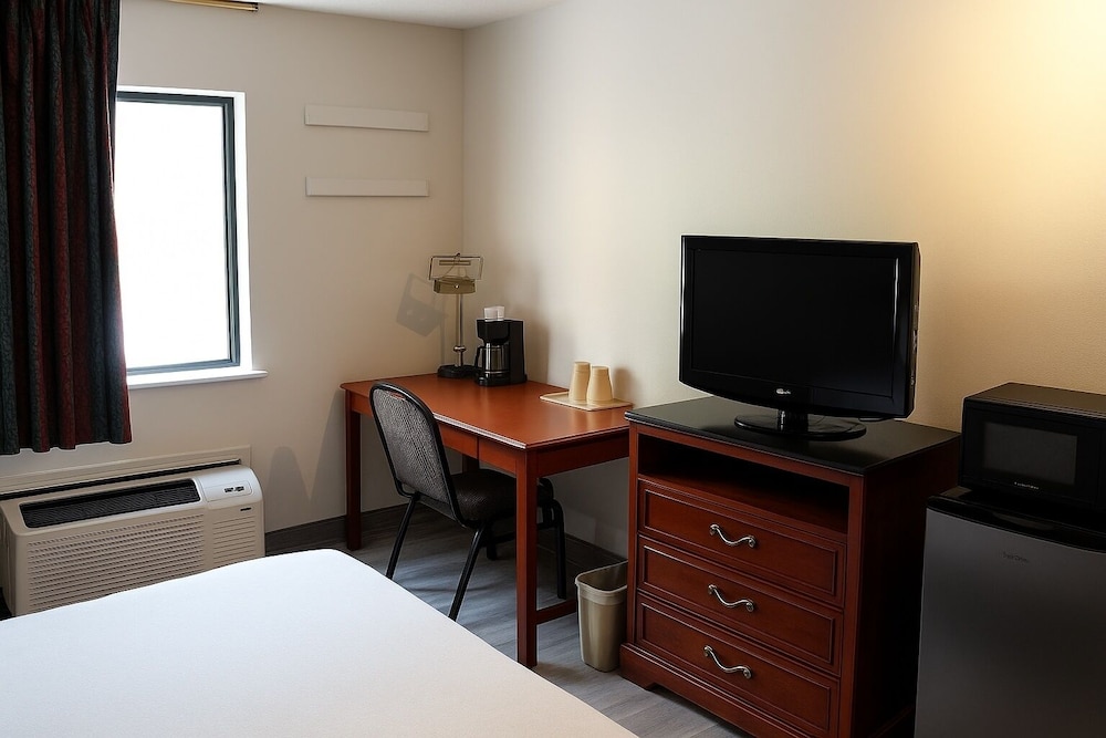 Raceway Inn - photo 12