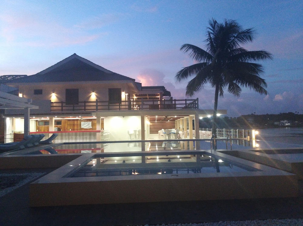 Nirvana Resort - carbon neutral hotel in Puerto Galera