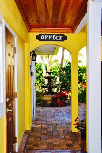 Sea Turtle Inn - photo 13