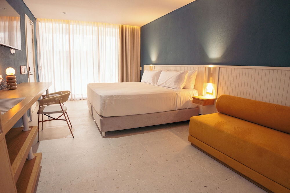 Zapadilly Tree Hotel in San Andres, Colombia