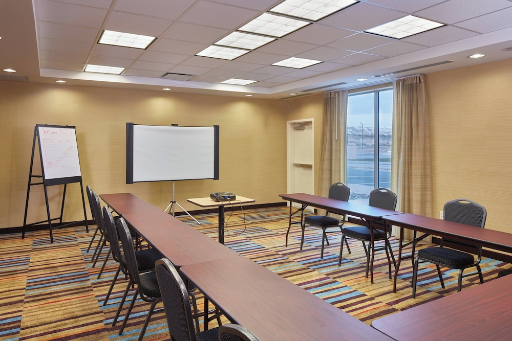 Fairfield Inn & Suites Rawlins - photo 13