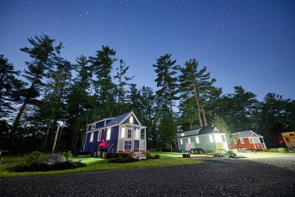 Tuxbury Pond Camping Resort Cottage - photo 15